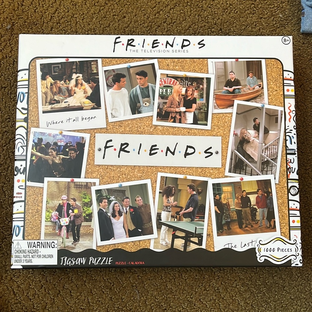 FRIENDS 1000 Piece Puzzle